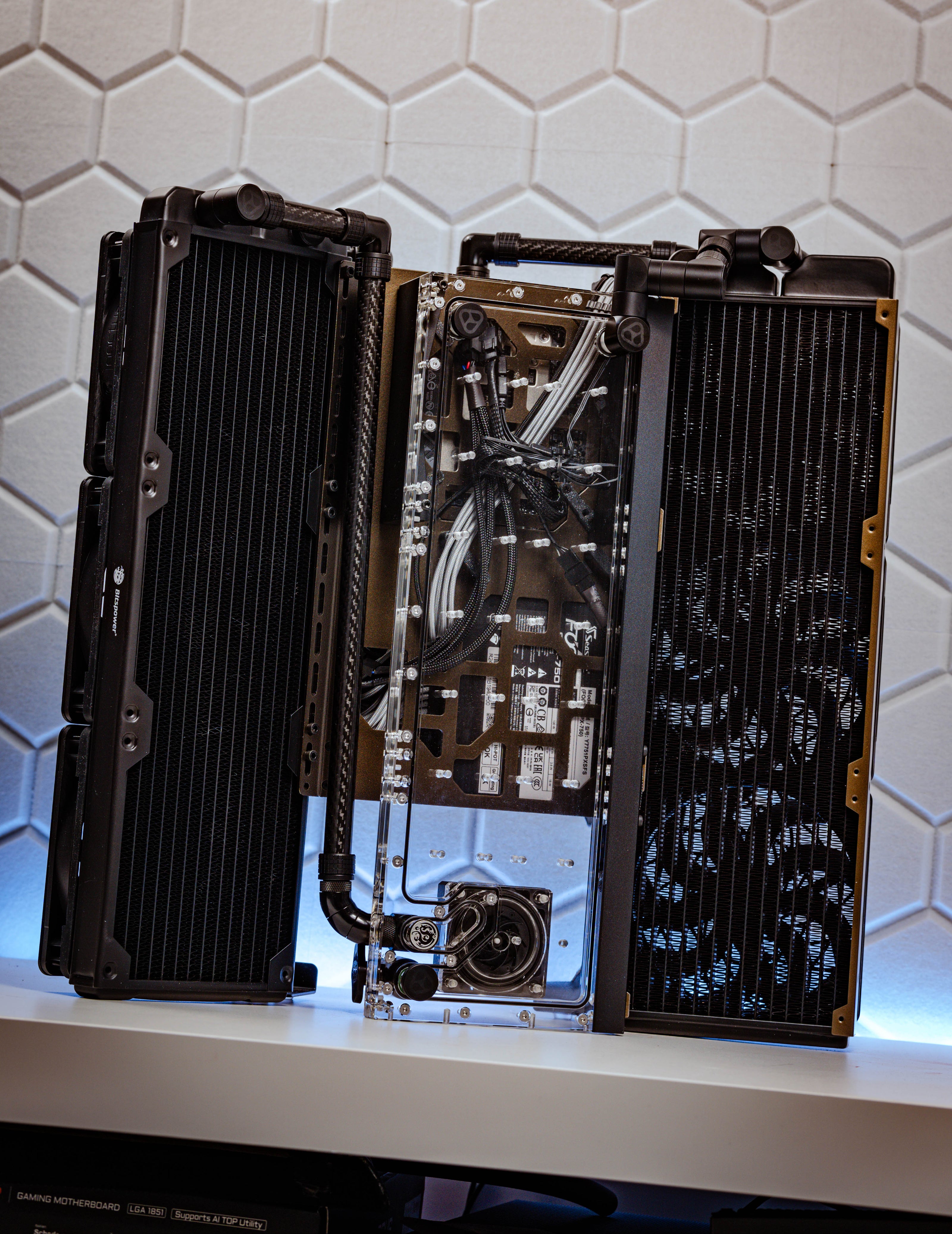 bronze canvas sff with dual 360mm radiators and a rear mounted reservoir